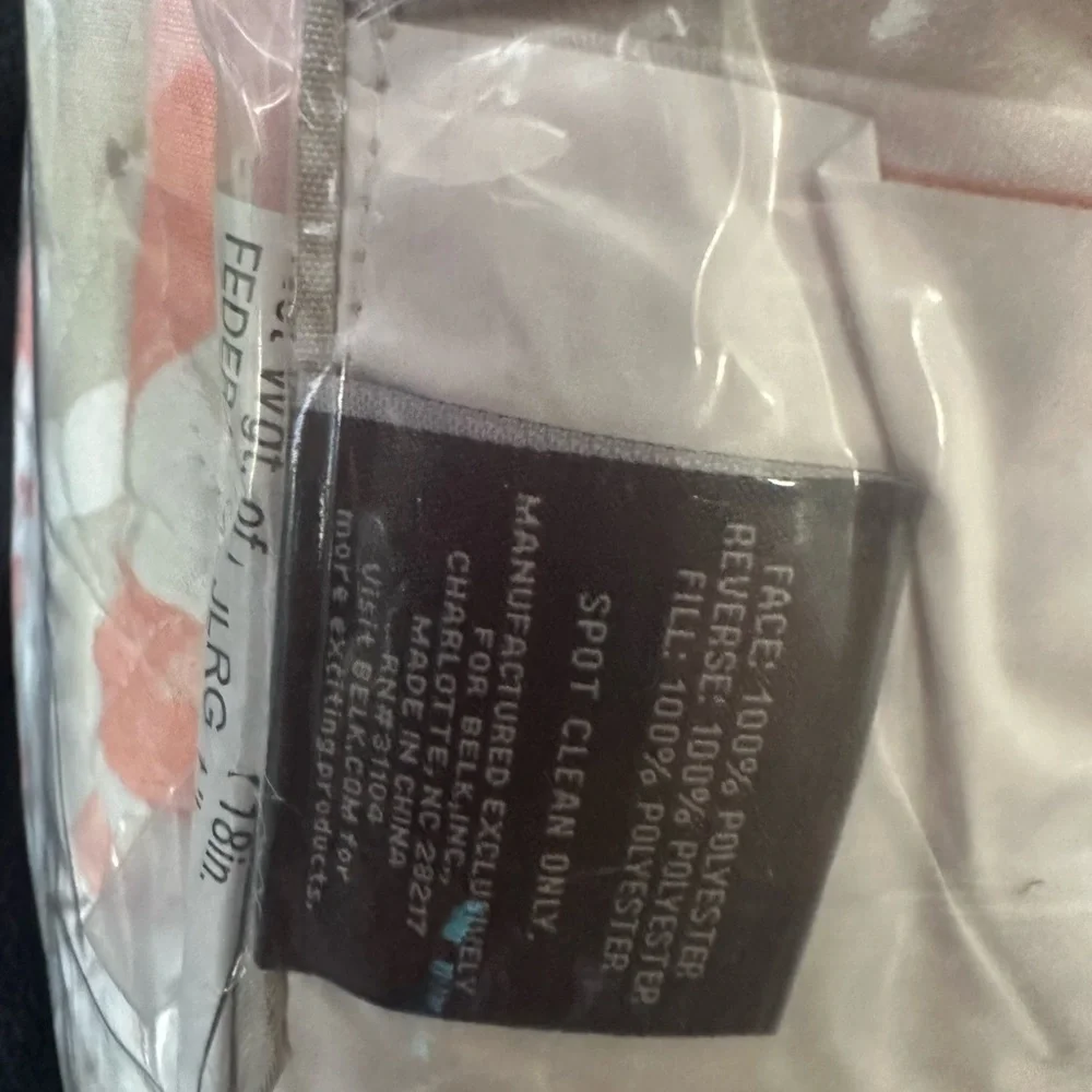 Reversible Queen Quilt Set 6-Piece Coral Reef Coral and Gray NWT